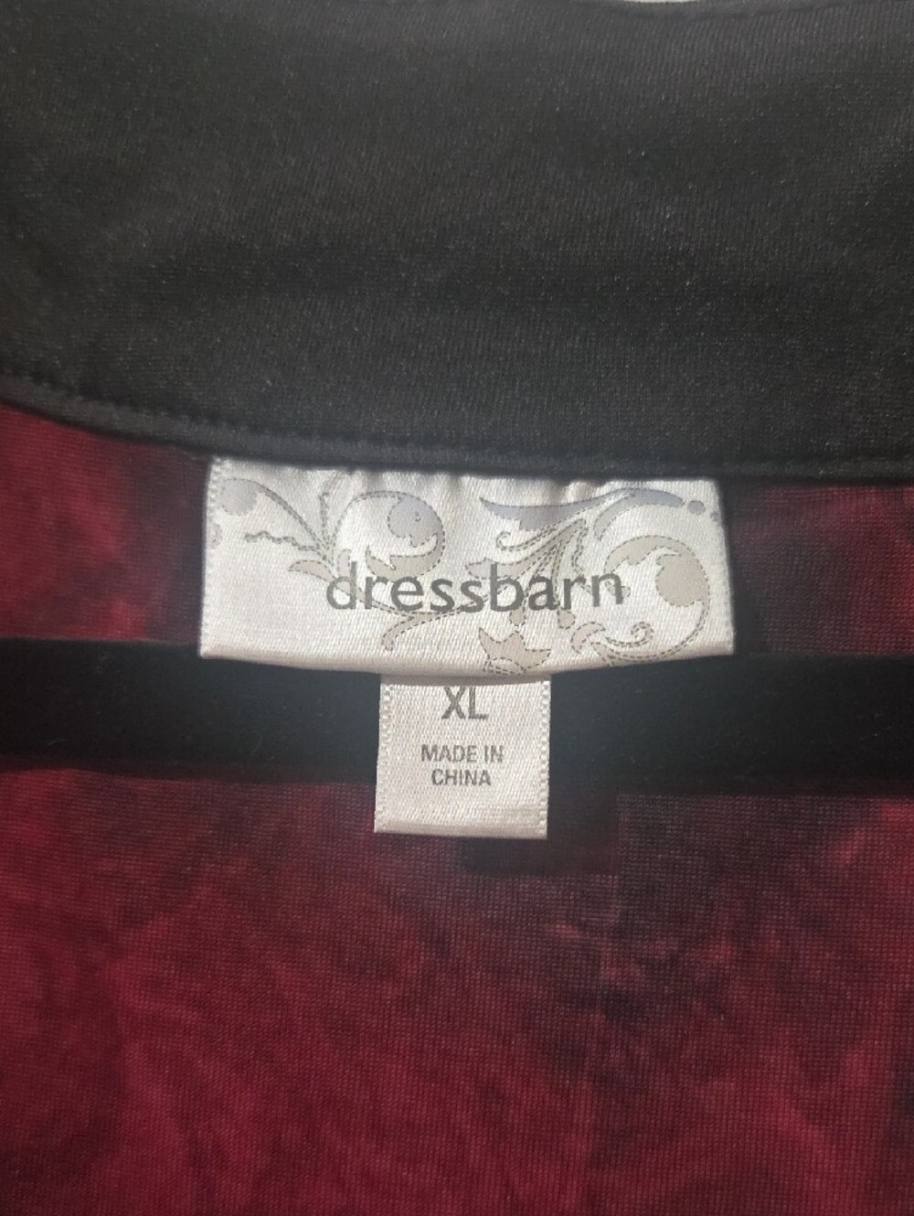 Dress Barn Burgundy and Black Beaded Scoop Neck Tank - Picture 2 of 9